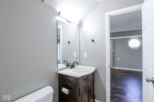 3955 Pebble Beach Drive, Franklin, IN 46131