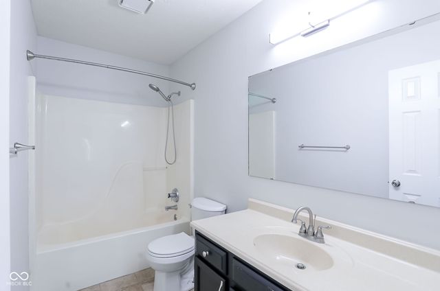 3955 Pebble Beach Drive, Franklin, IN 46131