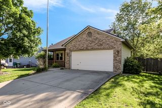 3955 Pebble Beach Drive, Franklin, IN 46131