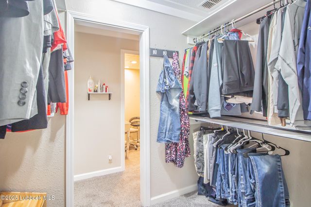 1319 N Cedar Street, Brownfield, TX 79316