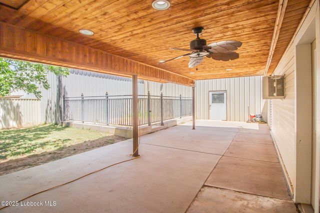 1319 N Cedar Street, Brownfield, TX 79316