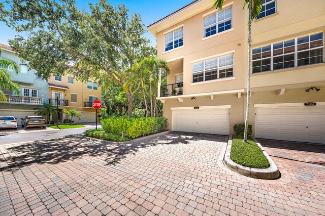 2502 Gardens Parkway, Palm Beach Gardens, FL 33410