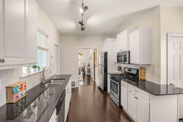 282 Annapolis Street E, West Saint Paul, MN 55118