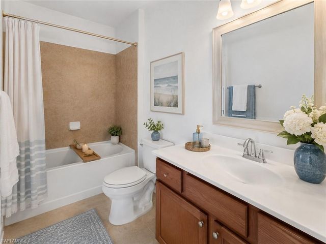 2769 Via Piazza LOOP, Fort Myers, FL 33905