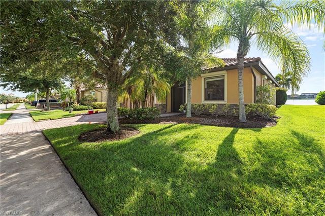 2769 Via Piazza LOOP, Fort Myers, FL 33905