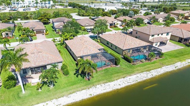 2769 Via Piazza LOOP, Fort Myers, FL 33905