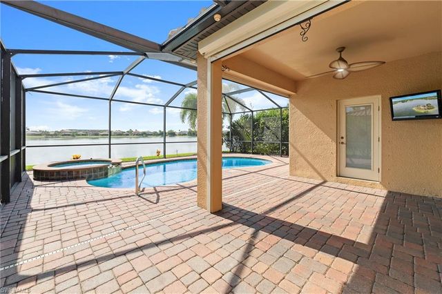 2769 Via Piazza LOOP, Fort Myers, FL 33905