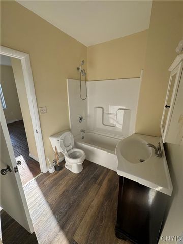 635 East Willow Street, Syracuse, NY 13203