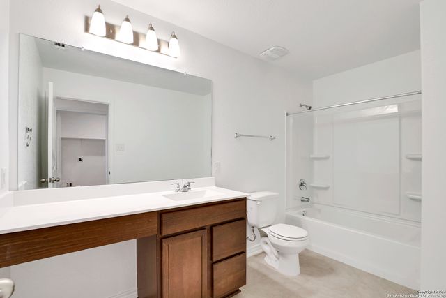 614 EUCHARIS, San Antonio, TX 78245