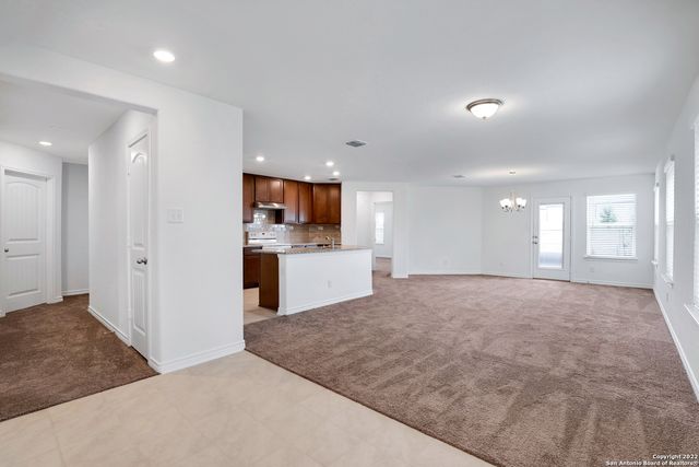 614 EUCHARIS, San Antonio, TX 78245