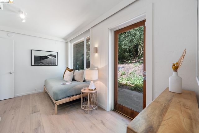100 Avenida Drive, Berkeley, CA 94708