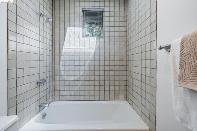100 Avenida Drive, Berkeley, CA 94708