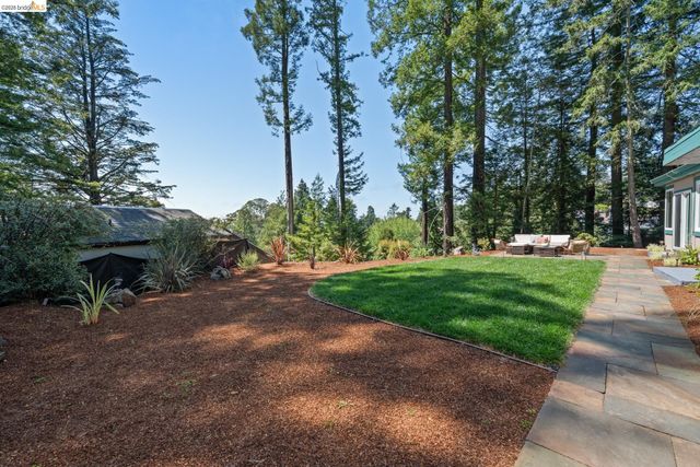 100 Avenida Drive, Berkeley, CA 94708