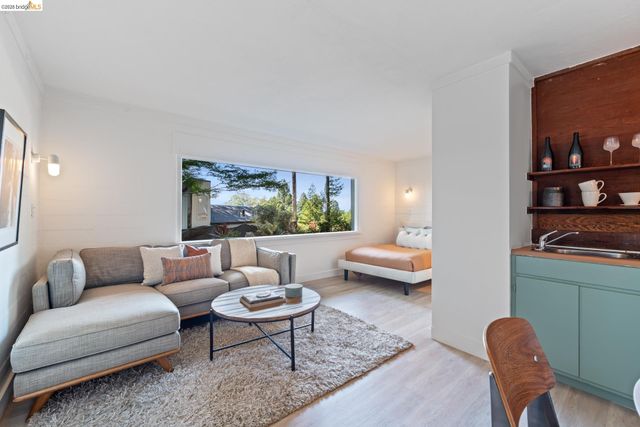 100 Avenida Drive, Berkeley, CA 94708