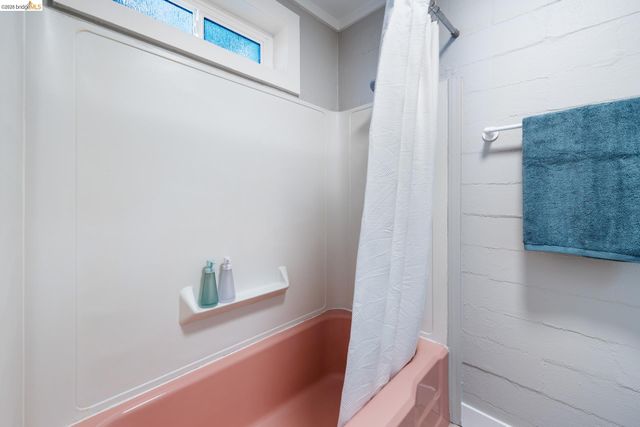 100 Avenida Drive, Berkeley, CA 94708