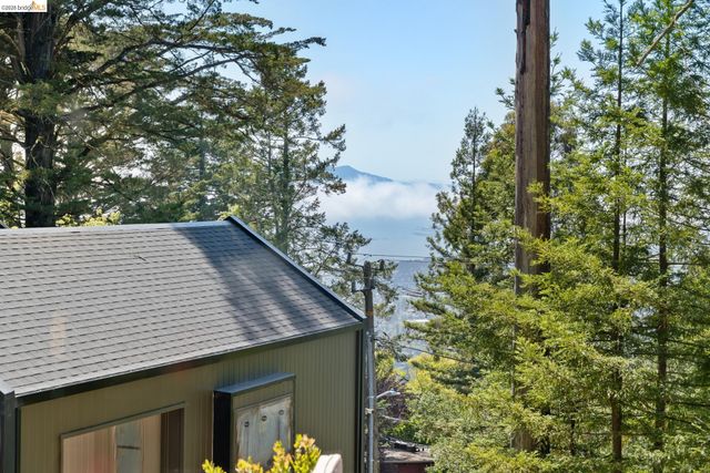 100 Avenida Drive, Berkeley, CA 94708