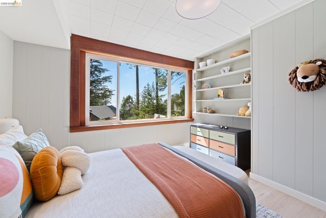 100 Avenida Drive, Berkeley, CA 94708