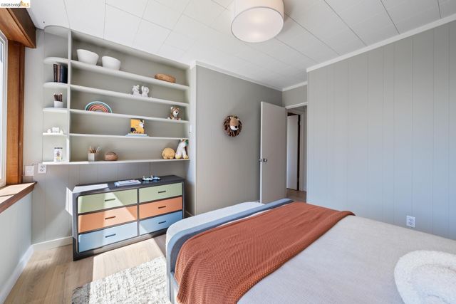 100 Avenida Drive, Berkeley, CA 94708