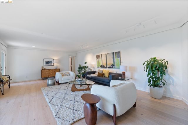 100 Avenida Drive, Berkeley, CA 94708