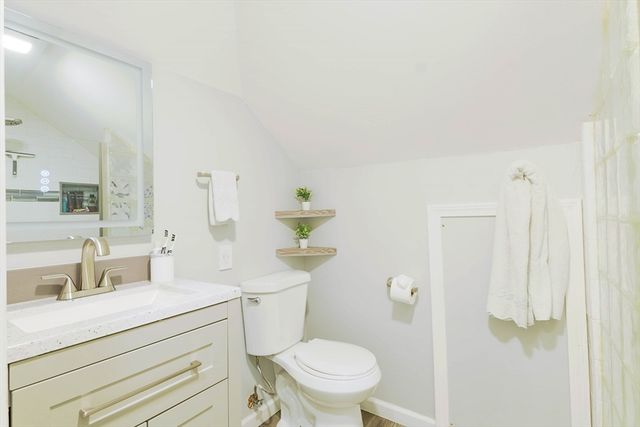 41 Sullivan St, Chicopee, MA 01020