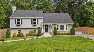 11900 Deerhurst Dr, Midlothian, VA 23113