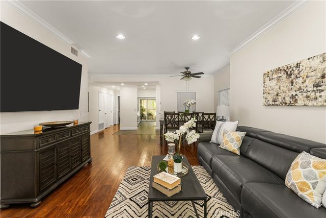 2542 W MacArthur Boulevard 143, Santa Ana, CA 92704