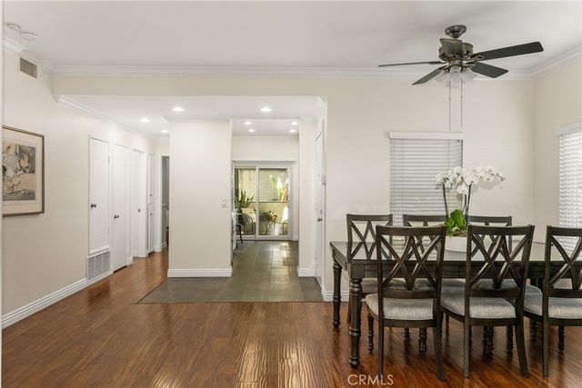 2542 W MacArthur Boulevard 143, Santa Ana, CA 92704