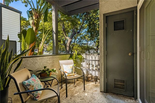 2542 W MacArthur Boulevard 143, Santa Ana, CA 92704