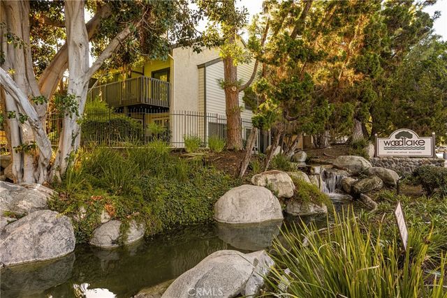 2542 W MacArthur Boulevard 143, Santa Ana, CA 92704