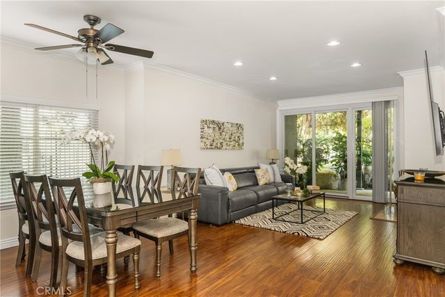 2542 W MacArthur Boulevard 143, Santa Ana, CA 92704