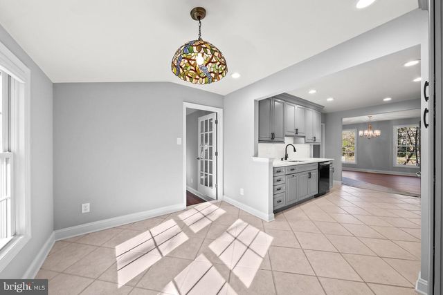 196 SUNNY JIM DR, Medford, NJ 08055