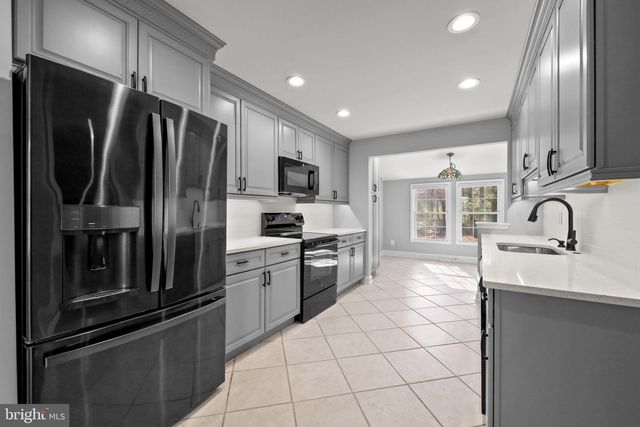 196 SUNNY JIM DR, Medford, NJ 08055