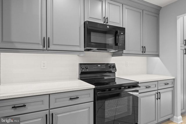 196 SUNNY JIM DR, Medford, NJ 08055