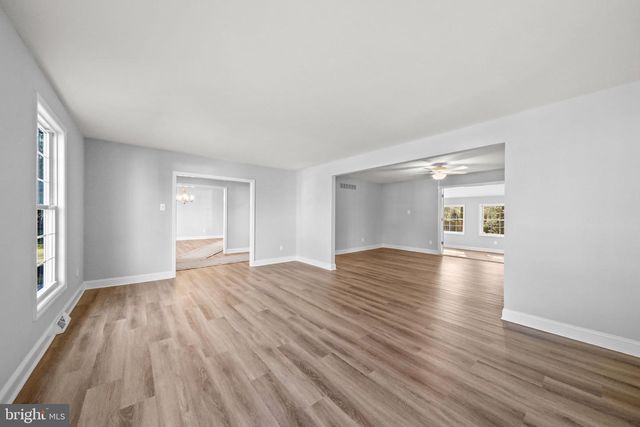 196 SUNNY JIM DR, Medford, NJ 08055