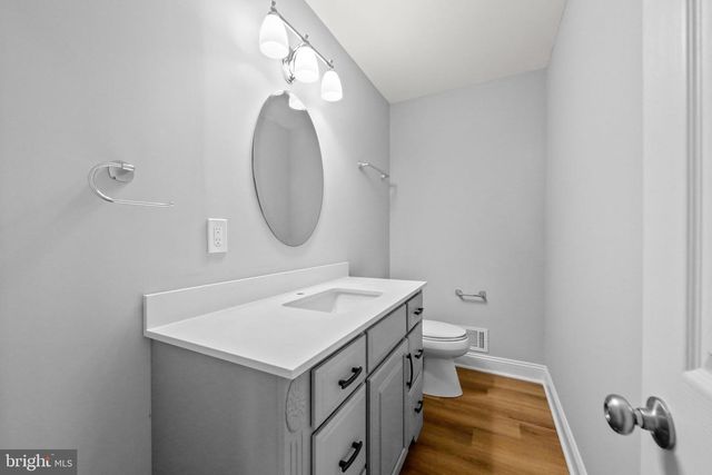 196 SUNNY JIM DR, Medford, NJ 08055