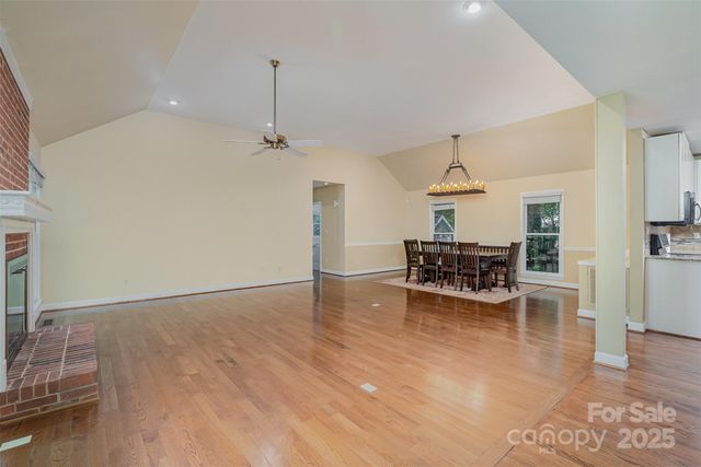 140 Rustic Way Lane, Mooresville, NC 28117