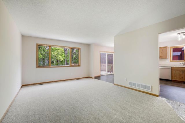 8128 Dawn Avenue, Inver Grove Heights, MN 55076