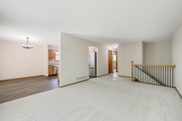 8128 Dawn Avenue, Inver Grove Heights, MN 55076