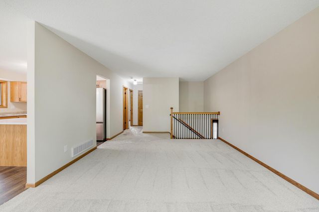 8128 Dawn Avenue, Inver Grove Heights, MN 55076
