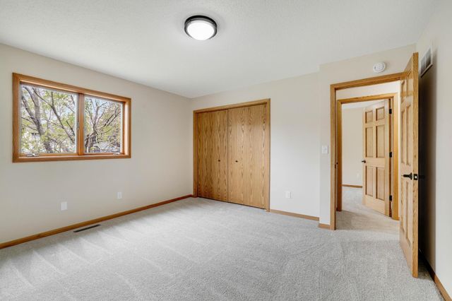 8128 Dawn Avenue, Inver Grove Heights, MN 55076