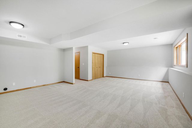 8128 Dawn Avenue, Inver Grove Heights, MN 55076