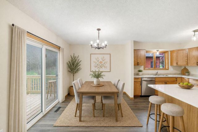 8128 Dawn Avenue, Inver Grove Heights, MN 55076
