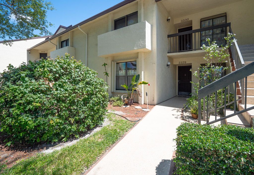 3329 Perimeter Drive, Greenacres, FL 33467