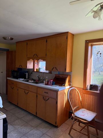 11355 Battle Creek Highway, Bellevue, MI 49021