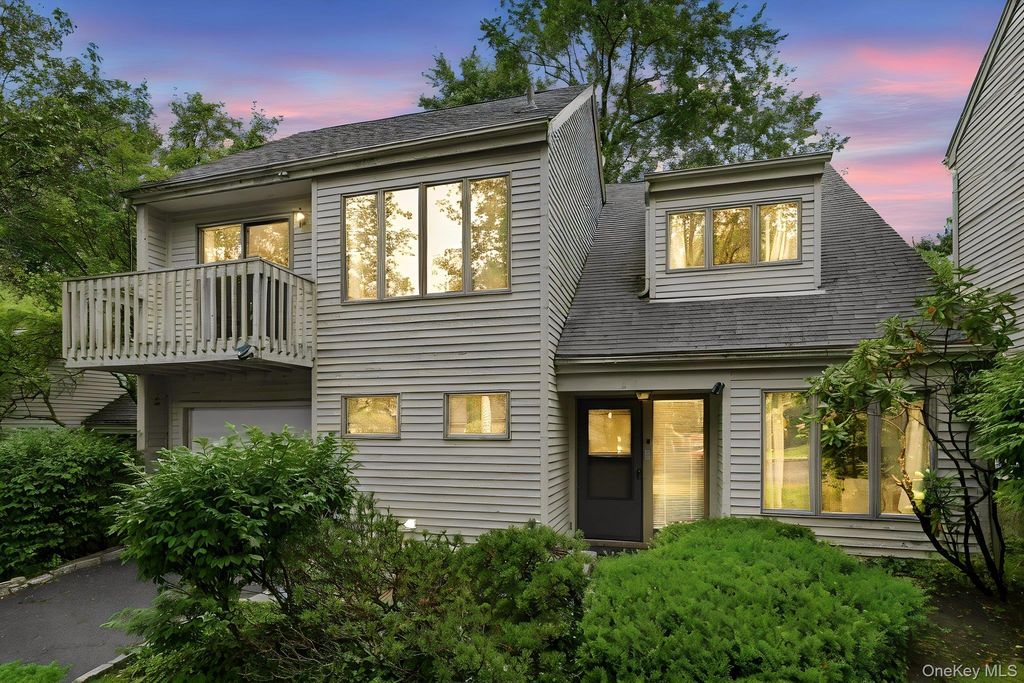 3 Evon Court, Scarsdale, NY 10583