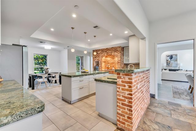 802 Flint River Drive, Houston, TX 77024