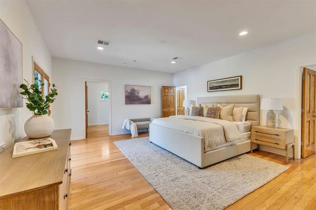802 Flint River Drive, Houston, TX 77024