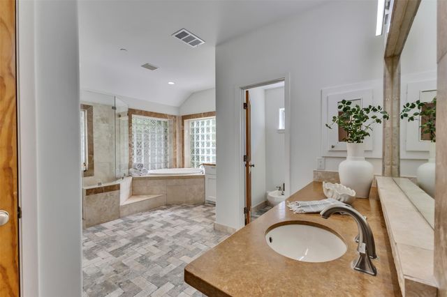 802 Flint River Drive, Houston, TX 77024