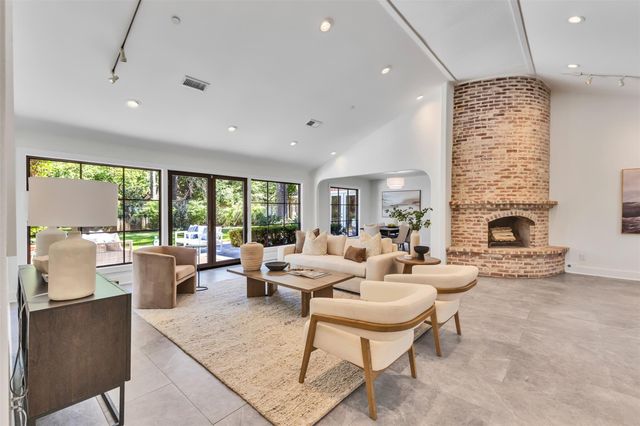 802 Flint River Drive, Houston, TX 77024