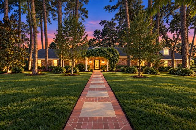 802 Flint River Drive, Houston, TX 77024